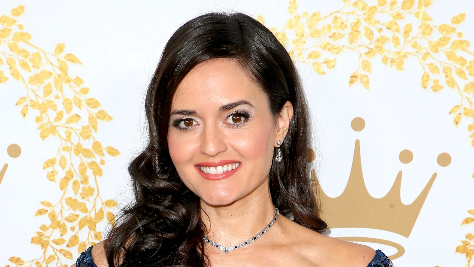 'Wonder Years' Actress Closes 2022 Grateful for New Relationship with