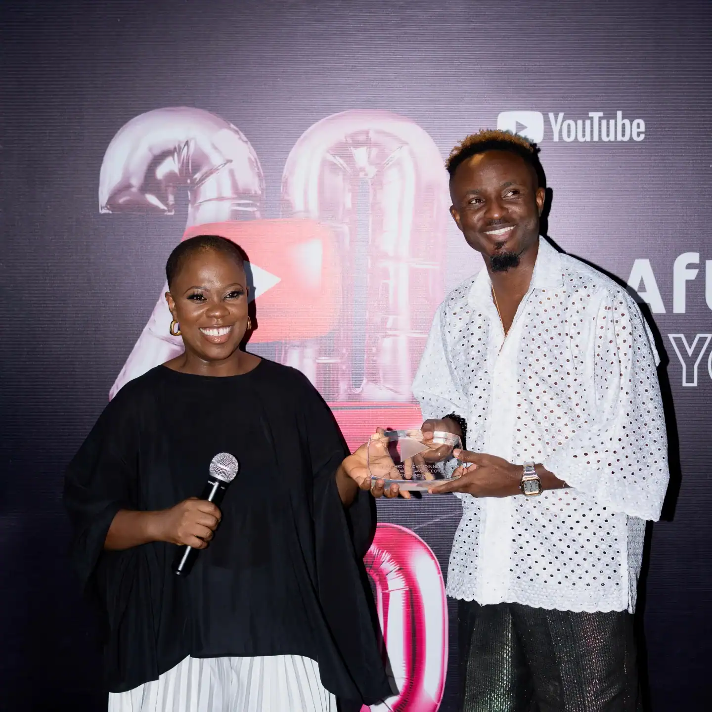 Gaise receiving his award