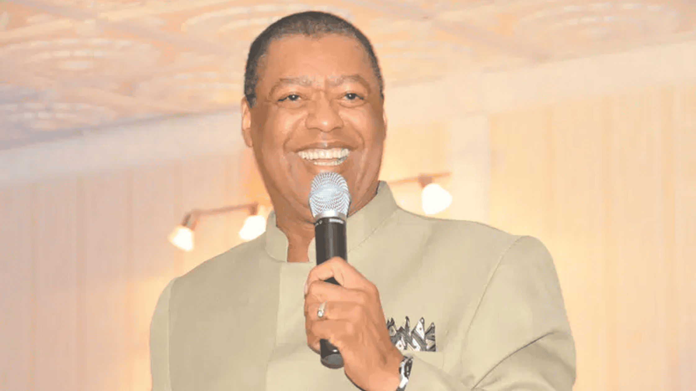 Ron Kenoly